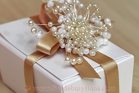 Подарки от жениха и невесты гостям своими руками