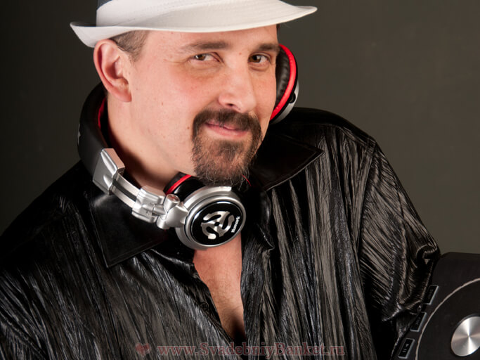 DJ Дмитрий Козлов