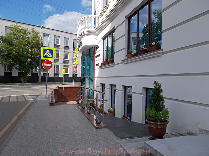 Отель The Rooms Boutique Hotel