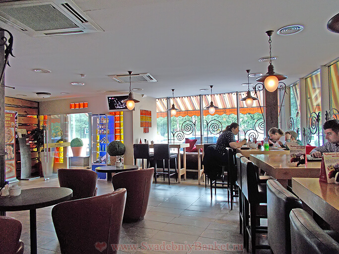 Первый этаж кафе-ресторана Гаврош