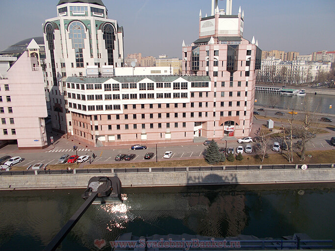 Вид с балкона 8 этажа отеля Катерина Сити